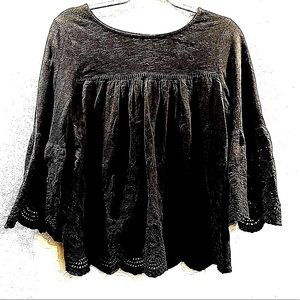 Cupio ELNC BEAUTIFUL BLACK BLOUSE WITH FANTASTIC EMBROIDERY THROUGHOUT!